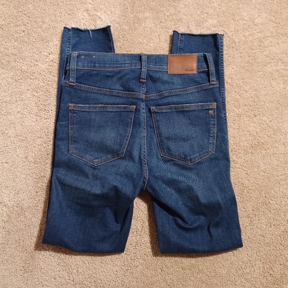MADEWELL 10" High-Rise Skinny Jeans in Hanna Wash J7914 - Picture 4 of 8